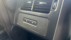 Land Rover Discovery 3.0 D300 R-Dynamic HSE 5dr Auto Diesel Station Wagon